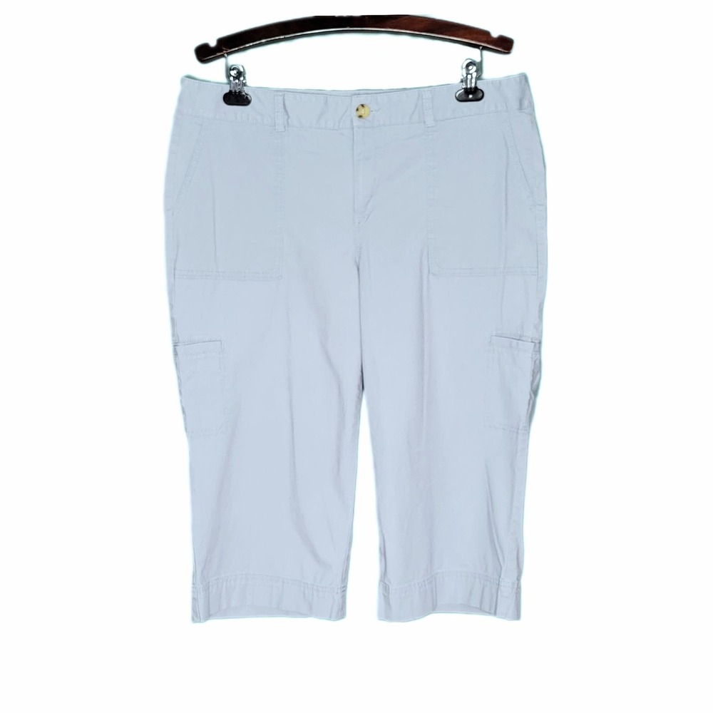 Dockers Light Blue Mid Rise Curvy Flat Front Chino Bermuda Shorts sz 16